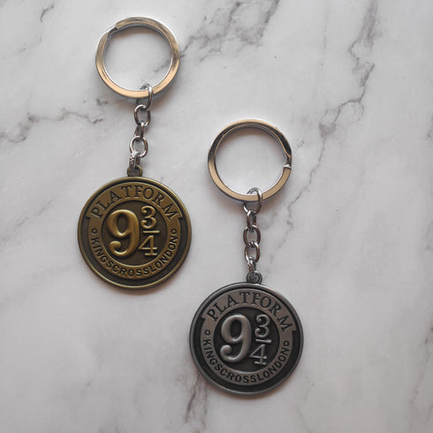 Platform 9 3/4 Keychain - Styletadka
