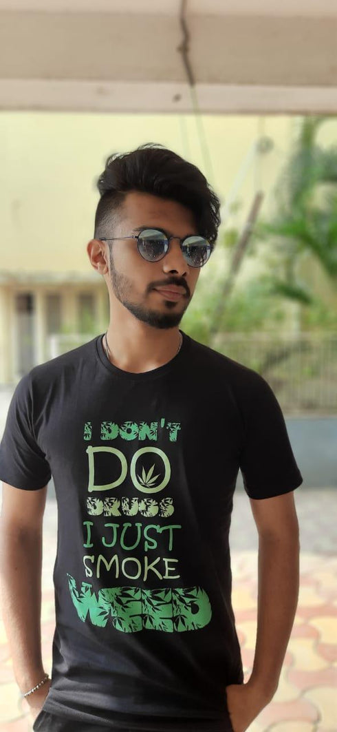 I Don't Do Drugs T-shirt - Styletadka